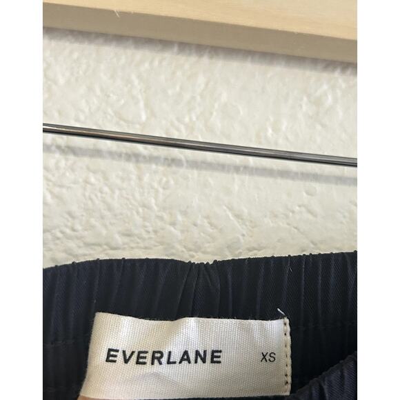 Everlane The Tencel Tapered Drawstring Pants in Butterlite Black XS - Picture 5 of 6